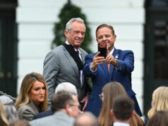 Casa Branca lança aplicativo móvel, inclui feeds ao vivo e linha de relatórios do ICE