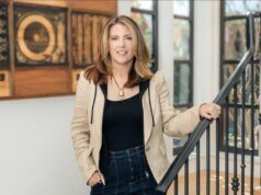 Jenny Daly lança banner Studio82 com foco no criador e divisão YA com script