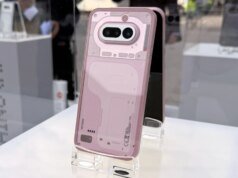 Já vi todas as quatro cores do Nothing Phone 4a. Tenho preferência por rosa e azul.