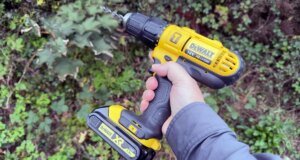 Eu recomendo este conjunto de ferramentas elétricas sem fio DeWalt mais vendido para todos – e tem quase 50% de desconto