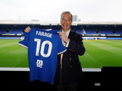 ‘Estupidez absoluta’ – Ipswich Town acusado de ‘suicídio de relações públicas’ após visita de Nigel Farage