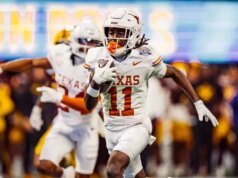 BC Lions contrata Silas Bolden, destaque do Texas, e outro
