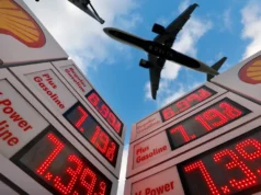 Preço da gasolina na Califórnia atinge US$ 6, o mais alto dos EUA