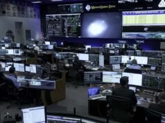 ‘Encanador espacial’ conserta vaso sanitário entupido na missão lunar Artemis