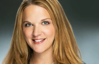 Novo diretor de comunicações da Disney Co., Paul Roeder, define equipe; April Carretta aumentada, adicionando funções de comunicação principal para a presidente Dana Walden