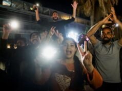 Cessar-fogo entre Israel e Líbano em vigor enquanto Trump diz estar “muito perto” de um acordo com o Irã