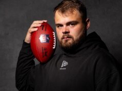 O canadense OL Logan Taylor foi selecionado pelo Los Angeles Chargers no Draft de 2026 da NFL