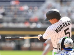 Munetaka Murakami, do White Sox, atinge o 4º HR nos primeiros 8 jogos da MLB, superando o recorde de Shohei Ohtani pelo jogador japonês