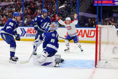 Três buts de Juraj Slafkovsky: a revelação do ataque massivo ao Canadá foi tombada no ponto