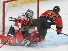 Senadores se aproximam de uma possível vaga na pós-temporada com vitória por 5 a 1 sobre os Panteras