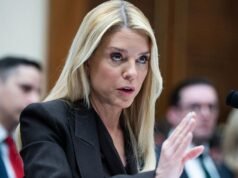 Trump destitui procuradora-geral dos EUA, Pam Bondi