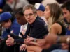 Ben Stiller foi bombardeado com postagens iradas depois que o tweet dos Knicks foi confundido com o discurso retórico do jantar dos correspondentes