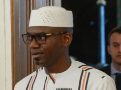 Chefe da defesa do Mali é morto enquanto jihadistas e rebeldes tomam cidades e bases militares