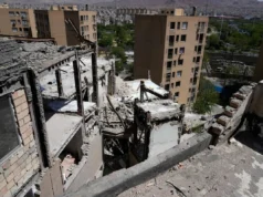 O mais recente: bloqueio dos EUA aos portos iranianos ‘totalmente implementado’ enquanto Trump diz que a guerra está próxima do fim