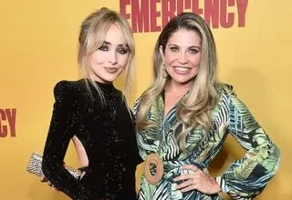 Sabrina Carpenter tem ‘ótimos instintos’ e dá ‘ótimos conselhos’, diz a costar Danielle Fishel de “Girl Meets World” (exclusivo)