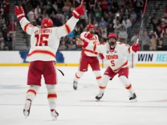 Denver vence Wisconsin por 2 a 1 pelo 11º título nacional, o 3º em 5 anos