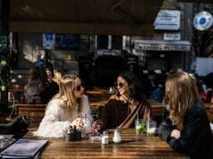 Os eleitores húngaros mais jovens rejeitam Orbán, alguns dizem que irão embora se ele for reeleito