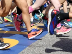 Homens flagrados competindo na categoria feminina de uma prestigiada maratona sul-africana