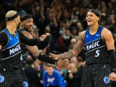 Banchero e Bane pontuam 25 cada, Magic perde grande vantagem, mas se recupera para superar os Pistons por 113-105 e lidera por 2-1