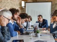 Por que as características de liderança que geram promoções fracassam nos funcionários