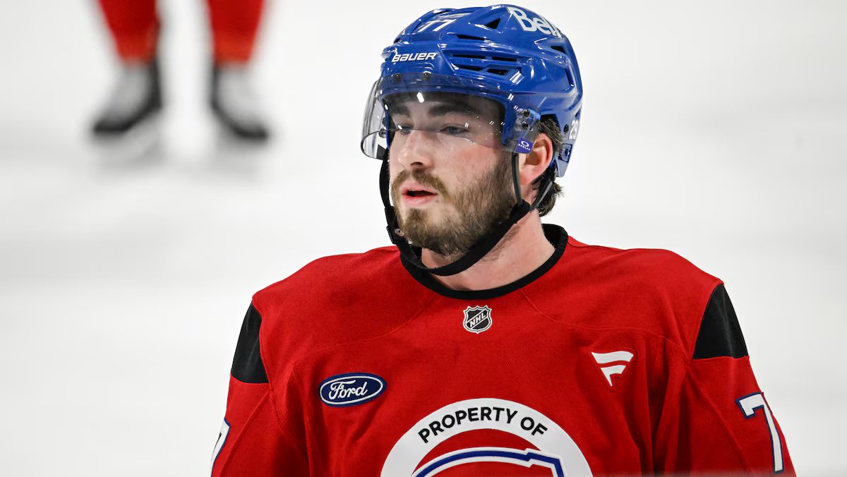 Le «retour magistral» de Kirby Dach, um exemplo para a jovem