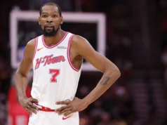 Playoffs da NBA 2026: Kevin Durant liberado para jogar no jogo 2 do Rockets-Lakers