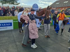 Zanoosh coloca Colm Murphy de volta no negócio de primeiro grau