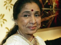 Asha Bhosle, cantora indiana cuja voz definiu Bollywood por sete décadas, morre aos 92 anos