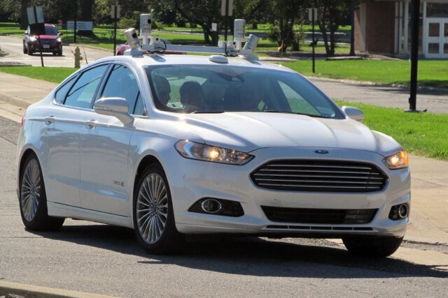 Autonomous-Ford-Fusion-Hybrid-1.jpg