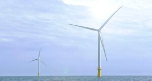 A geração de energia renovável nos EUA supera o gás natural pela primeira vez, desafiando Trump