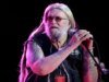 David Allan Coe, polêmico astro country que cantou ‘The Ride’ e ‘You Never Even Called Me By My Name’, morre aos 86 anos