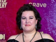 ESCUTE: Hollywood quer saber mais sobre o sucessor de Tim Cook na Apple; BookCon retorna com foco em romantismo e adaptação