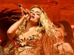 ESCUTE: Coachella vs. Couchella – Debatendo a Experiência; Grandes momentos de Karol G, Addison Rae, Sombr, Slayyter, Clipse, Wet Leg, Jamie xx e mais