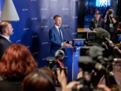 Eleições na Hungria: Péter Magyar vence enquanto o favorito de Trump, Viktor Orbán, admite a derrota