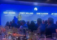 Upfront Tour da Paramount chega a Nova York com David Ellison, Top Execs, Ronny Chieng e Wyclef Jean; Kelly Reilly e Cole Hauser falam sobre ‘Dutton Ranch’