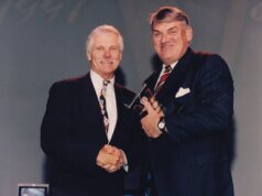 Joseph J. Collins morre: o pioneiro executivo da TV a cabo e ex-presidente da HBO tinha 81 anos