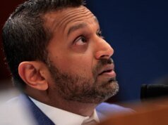 O diretor do FBI, Kash Patel, abre um processo por difamação de US$ 250 milhões contra o Atlântico, que chama o processo de ‘sem mérito’