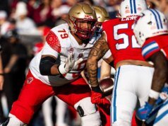 O canadense Kevin Cline assina contrato da NFL com o Miami Dolphins