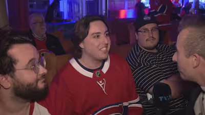 Série Canadien-Lightning: uma igreja aberta às portas para os fiéis de Sainte-Flanelle