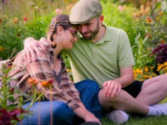 ‘Love on the Spectrum’ da Netflix é renovado para a 5ª temporada, o membro do elenco favorito dos fãs, Connor Tomlinson, sai: ‘I’ve Chosen to Pass the Torch’ (EXCLUSIVO)