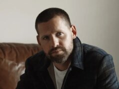 A estrela de ‘FBI: International’ Luke Kleintank se junta a Stephen Fry na série dramática da Fox ‘The Interrogator’