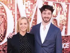 Julian Stern, do The Comeback, sobre como seu personagem oferece “esperança” em meio ao surto de IA e ao trabalho com a mãe Lisa Kudrow: “Eu estava muito nervoso”