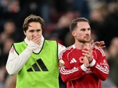 Liverpool ‘colocou quatro jogadores à venda’, incluindo Alexis Mac Allister