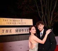 Por que as estrelas de ‘The Summer I Turned Pretty’ não estão lucrando com o enorme sucesso da terceira temporada, com grande pagamento para o filme seguinte