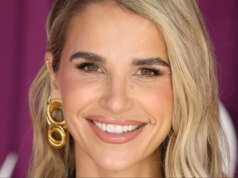 YMU contrata apresentador e podcaster Vogue Williams