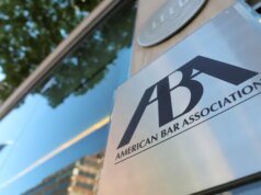 A ABA é uma piada. Então, por que ainda está credenciando faculdades de direito?