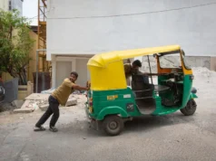 Os EUA sentem preços mais altos enquanto o mundo enfrenta escassez de combustível