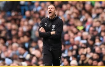 ‘Toda boa história chega ao fim’ – Lijnders fala após reação do Liverpool