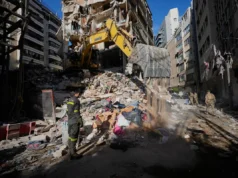 O mais recente: Kuwait culpa o Irã por ataques de drones enquanto Trump lança dúvidas sobre o cessar-fogo