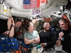 Artemis II cai com segurança após viagem histórica ao redor da lua